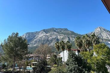 בית מלון כפרי Belcan