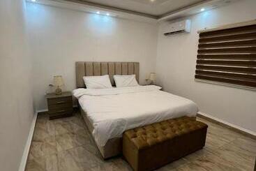 تختخواب و صبحانه Nabateans Home