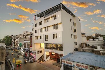 هتل The Mangal View Residency  A Luxury Boutique Business