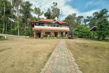 הוסטל Hill Side Family Homestay Camp Fire Valley View Perfect For Holidays