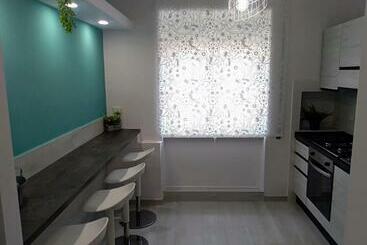 膳宿费 Tra Cielo E Mare