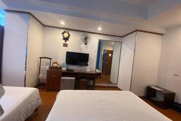 A25 Hotel   221 Bạch Mai