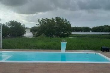 הוסטל Pousada Porto Sol