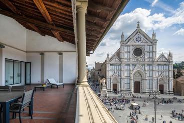 آپارتمان Santa Croce 14 B&b