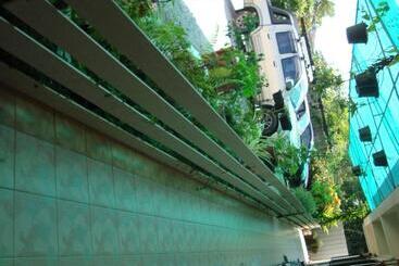 فندق Kech Kewalin House