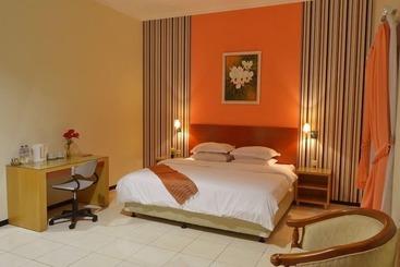 Отель Kings Kudus