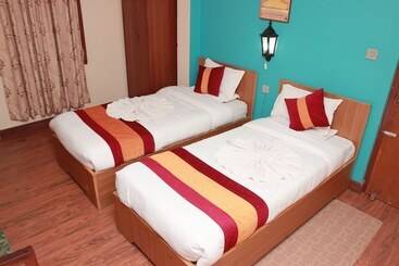 هتل Shree Tibet Family Guest House