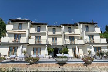 Жильё для туристов Réva Residences And Pool