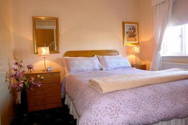 צימר Annandale House