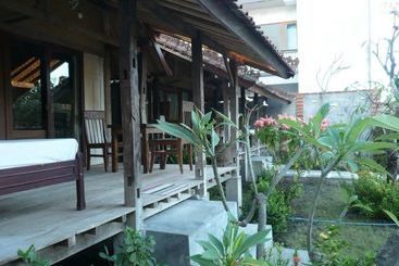 Classic Beach Villas