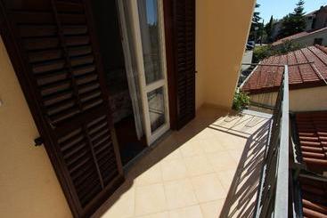 호텔 Apartments Milka