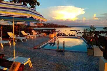 Hotel Banana Sunset Bar & Bungalows