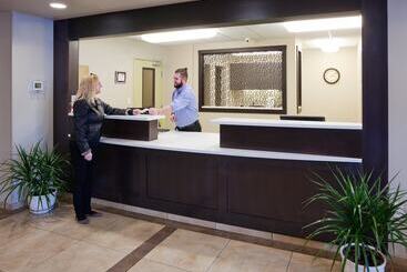 فندق Candlewood Suites Bemidji   Paul Bunyan By Ihg