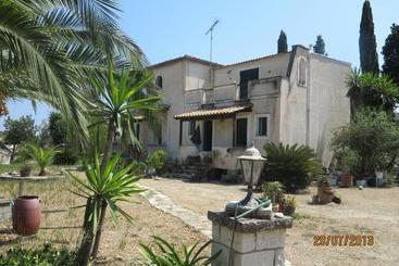 هتل Corfu 9 Musses