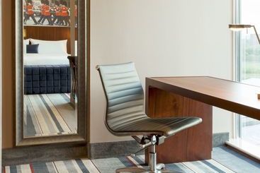 هتل Hyatt Place West London Hayes