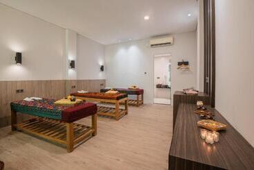 酒店 Padmasari Resort Lovina