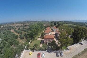 Отель Sias Resort