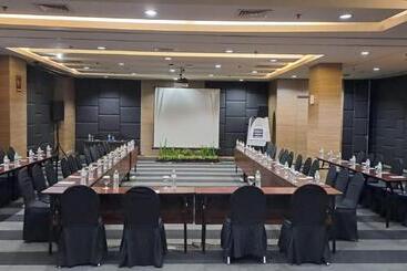 Vasaka Hotel Jakarta Managed By Dafam