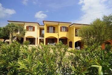 דירה Residence L'isola Surf House