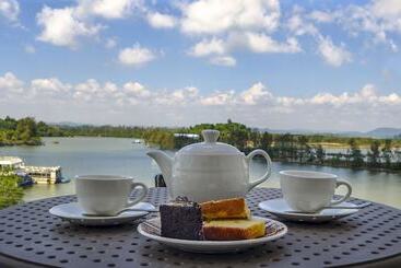 فندق Zone Connect By The Park Port Blair