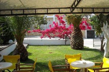 아파트 Erietta Studios