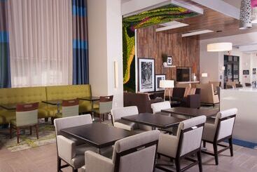 酒店 Hampton Inn & Suites By Hilton Augustawashington Rd