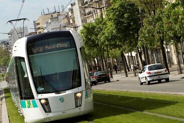 בית מלון כפרי Ibis Budget Orly Chevilly Tram 7