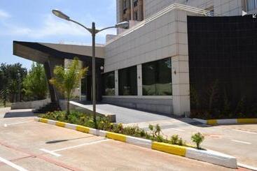 هتل Jardy Hôtel & Suites