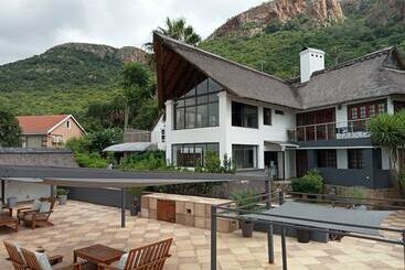 بنسيون Galagos Lodge