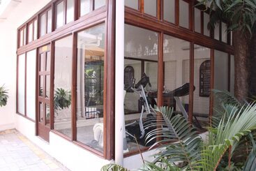 Курорт Saraca Hotel Lucknow