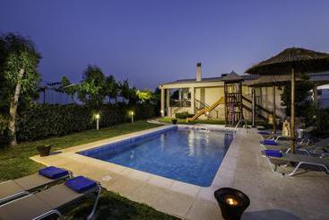 Villa Euphoria