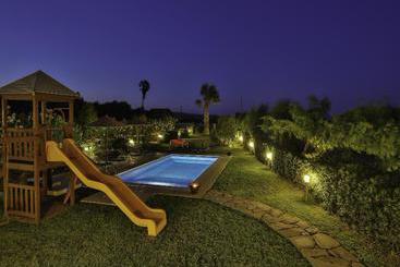 Villa Euphoria