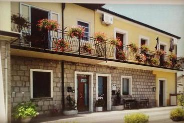 בית מלון כפרי B&b Portacastello