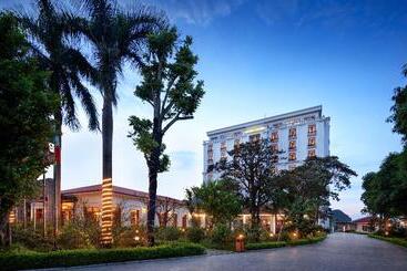 Ninh Binh Hidden Charm Hotel & Resort