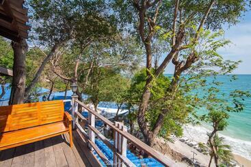 Hotel Sangthian Beach Resort