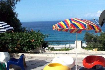 游客公寓 Akis Apartments Kontogialos Pelekas