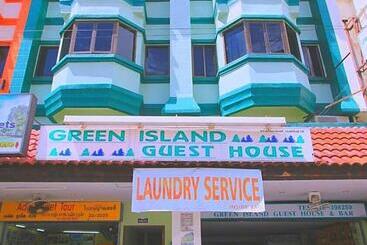 بنسيون Green Island Guesthouse