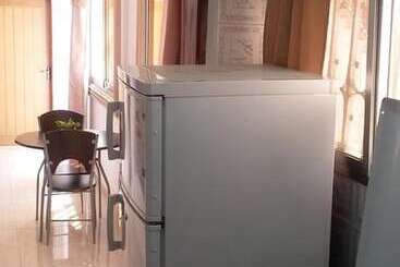 פנסיון Pelican Residence