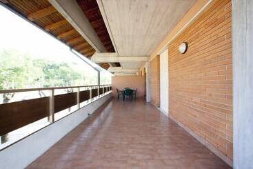 Отель Health House