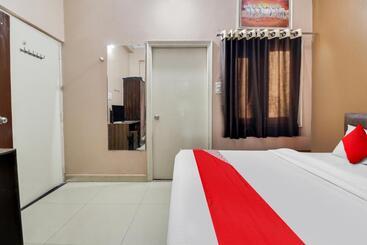 هتل The Mangalam Guest House