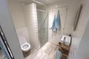 تختخواب و صبحانه T Kluphoes