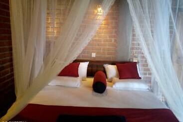 ユースホステル Little Heaven Cottage