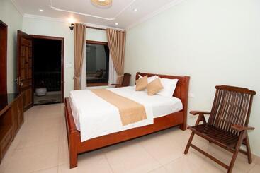 هتل Mai Mountain Homestay