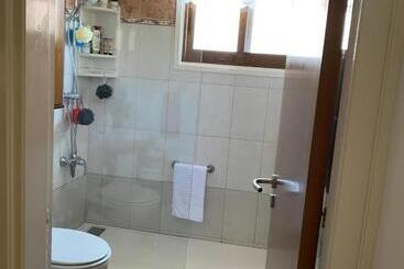 פנסיון Penelope Guest House