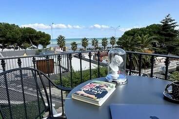 בית מלון כפרי Be Side