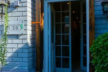 فندق Tremo Parque Bustamante