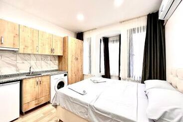 هتل آپارتمان Alaca Suit