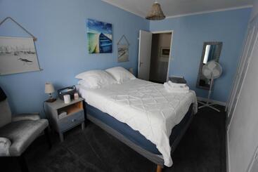 住宿加早餐 La Charentaise Des Lilas