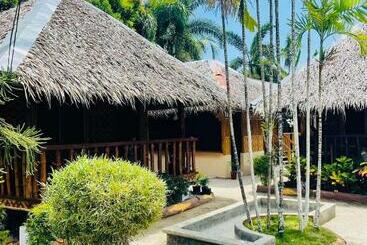 هاستل Ezekiel S Native Inn