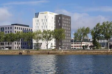 هتل آپارتمان Odalys City Le Havre Centre Les Docks